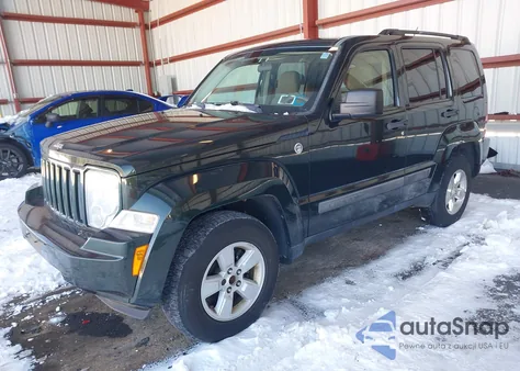 2011 Jeep Liberty Sport z USA, uszkodzony, nr VIN 1J4PN2GKXBW592388